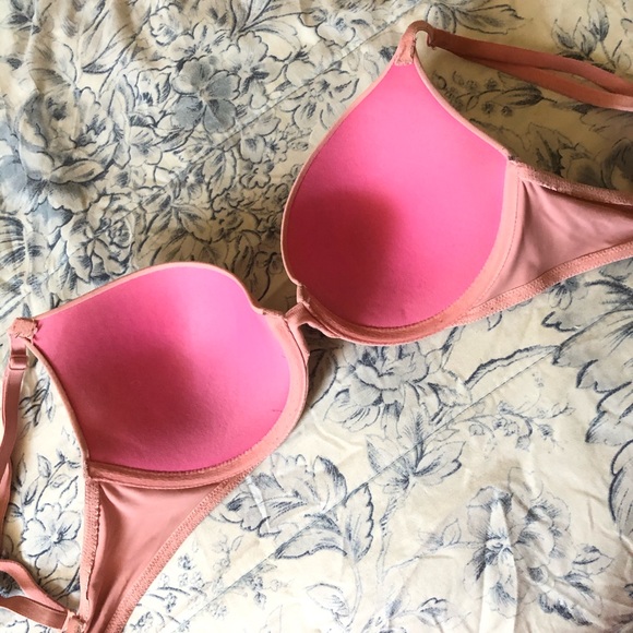 size 32D pink wear everywhere push-up bra - Picture 2 of 2